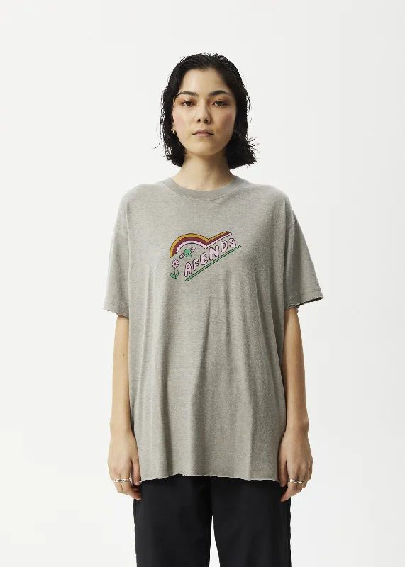 AFENDS Womens Day Dream Slay - Oversized Graphic T-Shirt - Olive